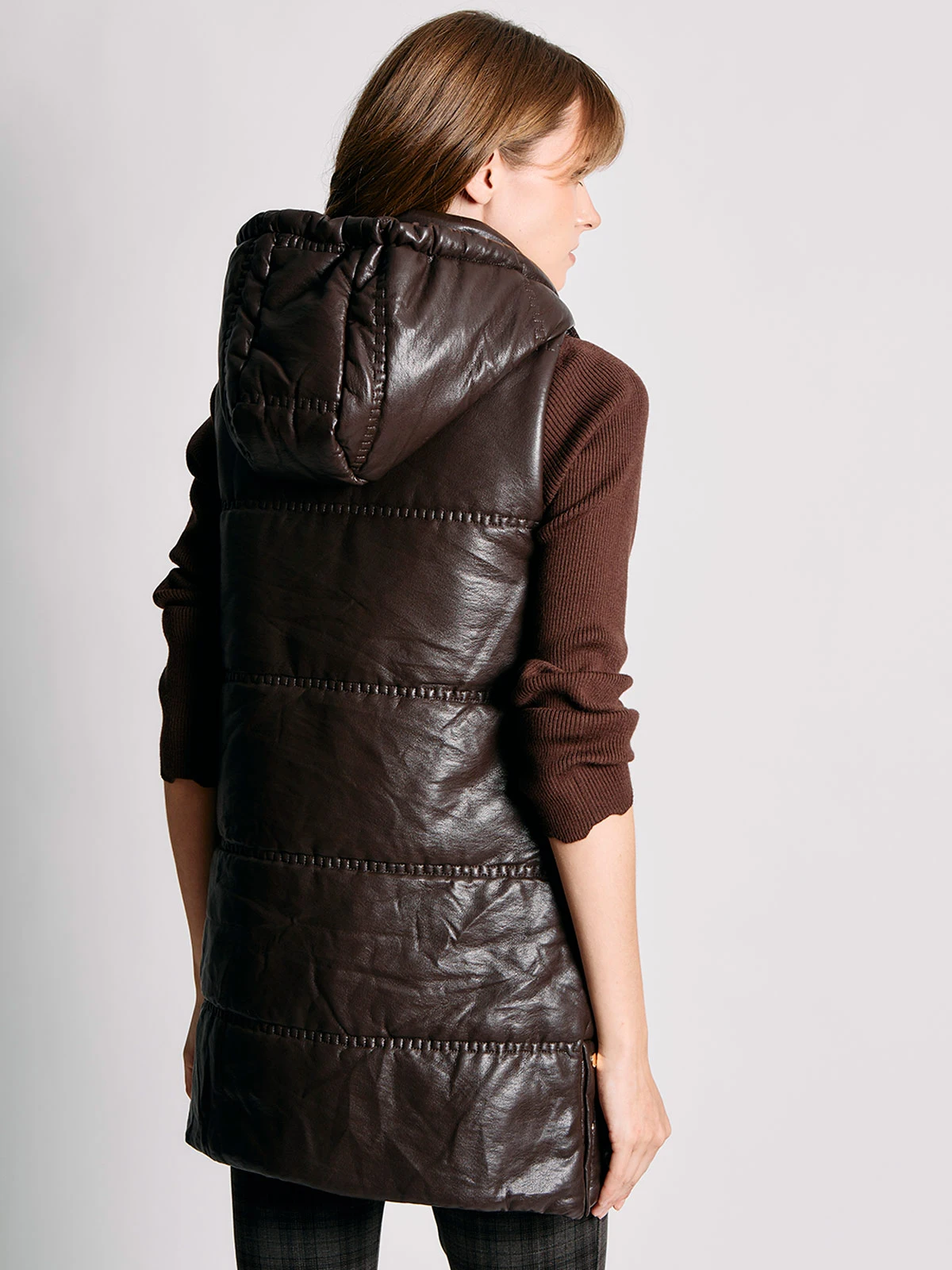 PARKA MUJER CACHAREL LARGA SIN MANGAS - 2