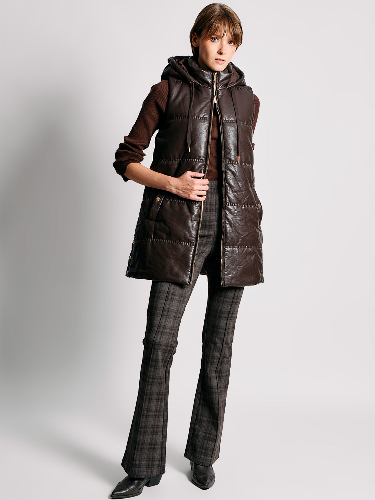 PARKA MUJER CACHAREL LARGA SIN MANGAS - 4