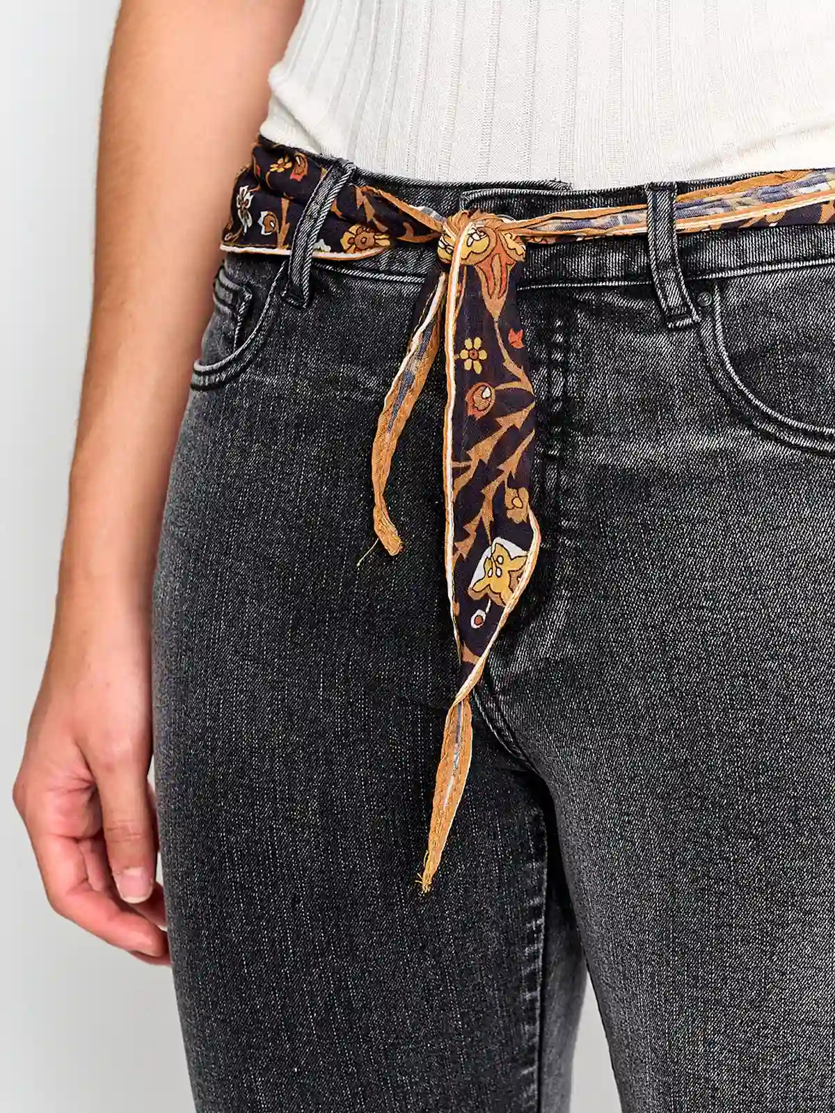 JEANS MUJER TATIENNE ALGODÓN FLARE - 4