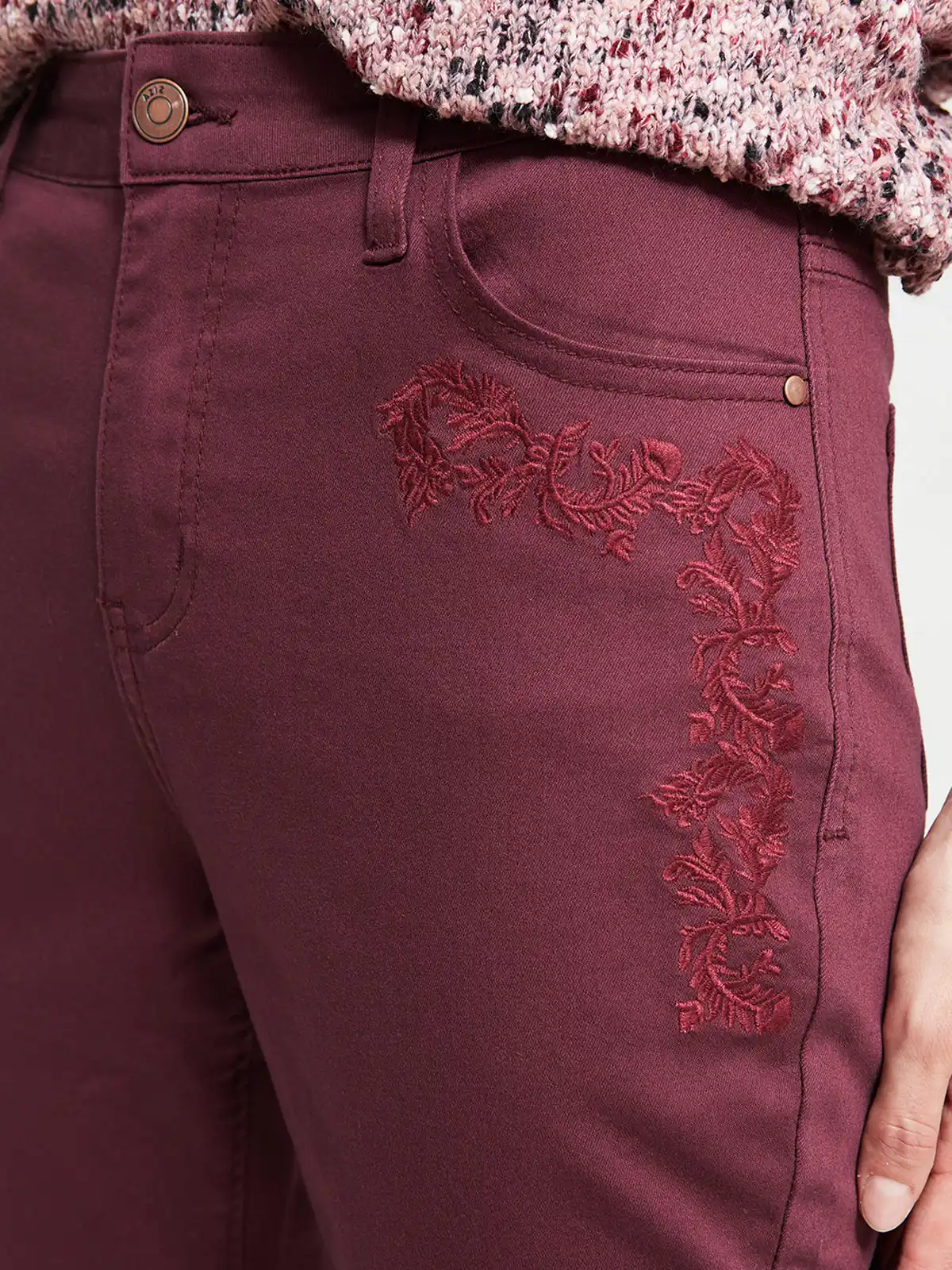 JEANS MUJER AZIZ ALGODÓN REGULAR BORDADO - 4