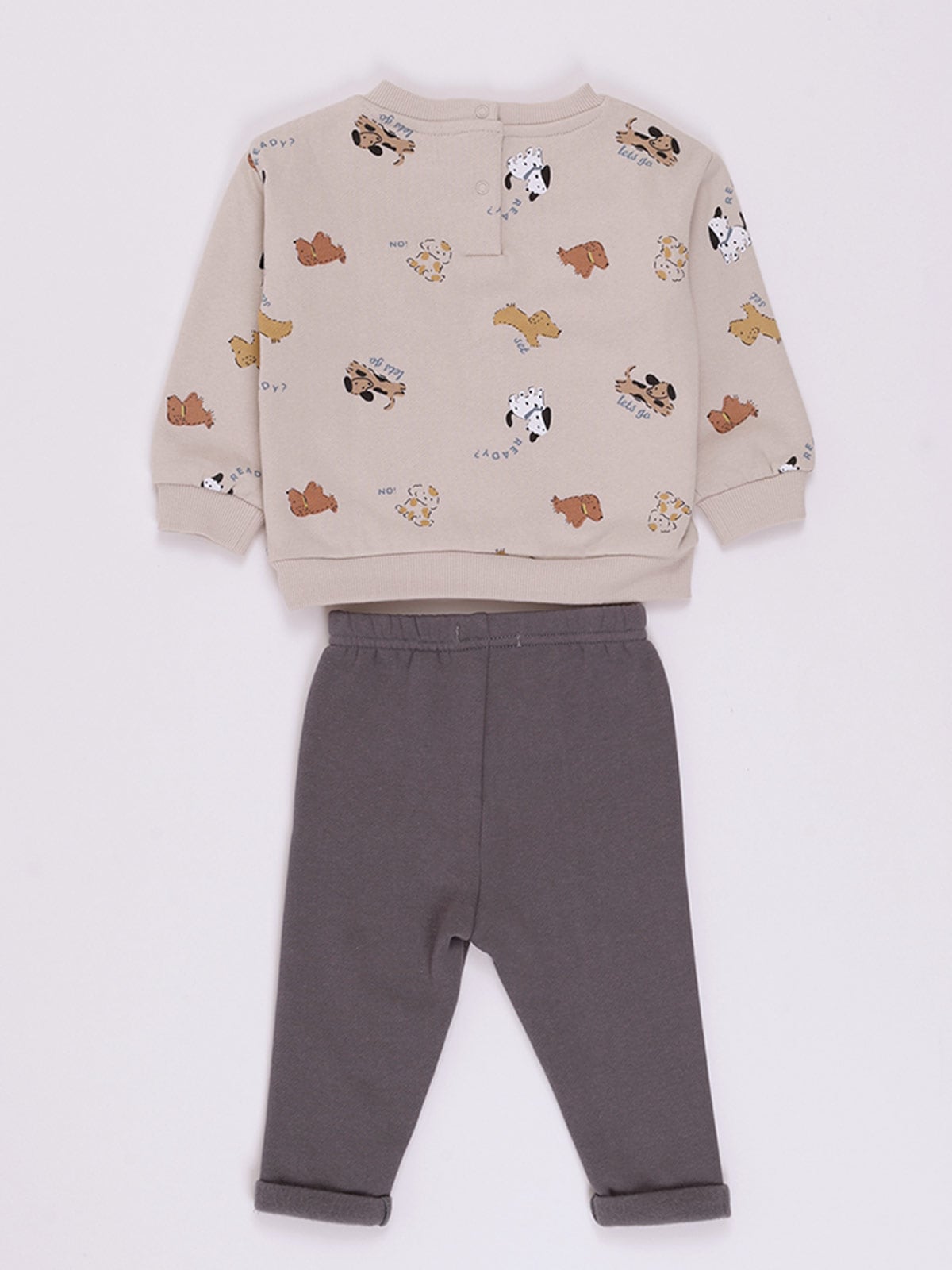 POLERÓN ESTAMPADO Y PANTALÓN DE BUZO - 2