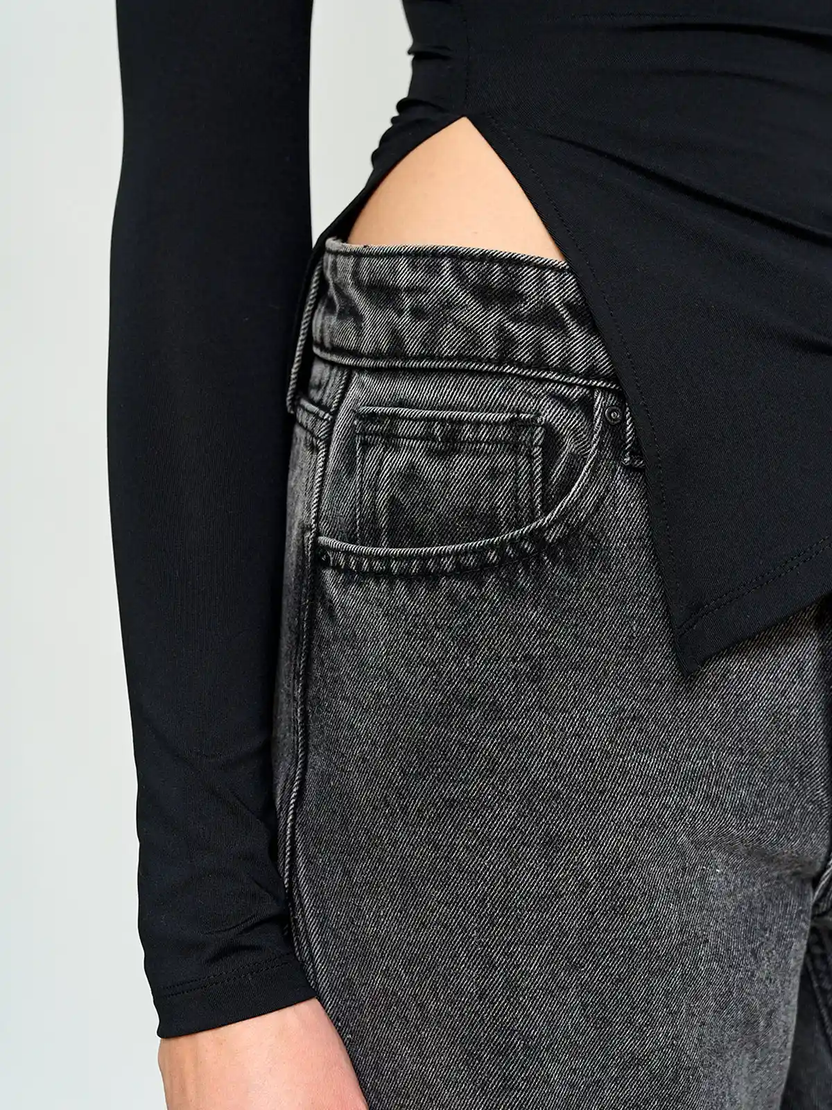 POLERA MUJER INDEX ESCOTE ASIMÉTRICO MANGA LARGA - 3