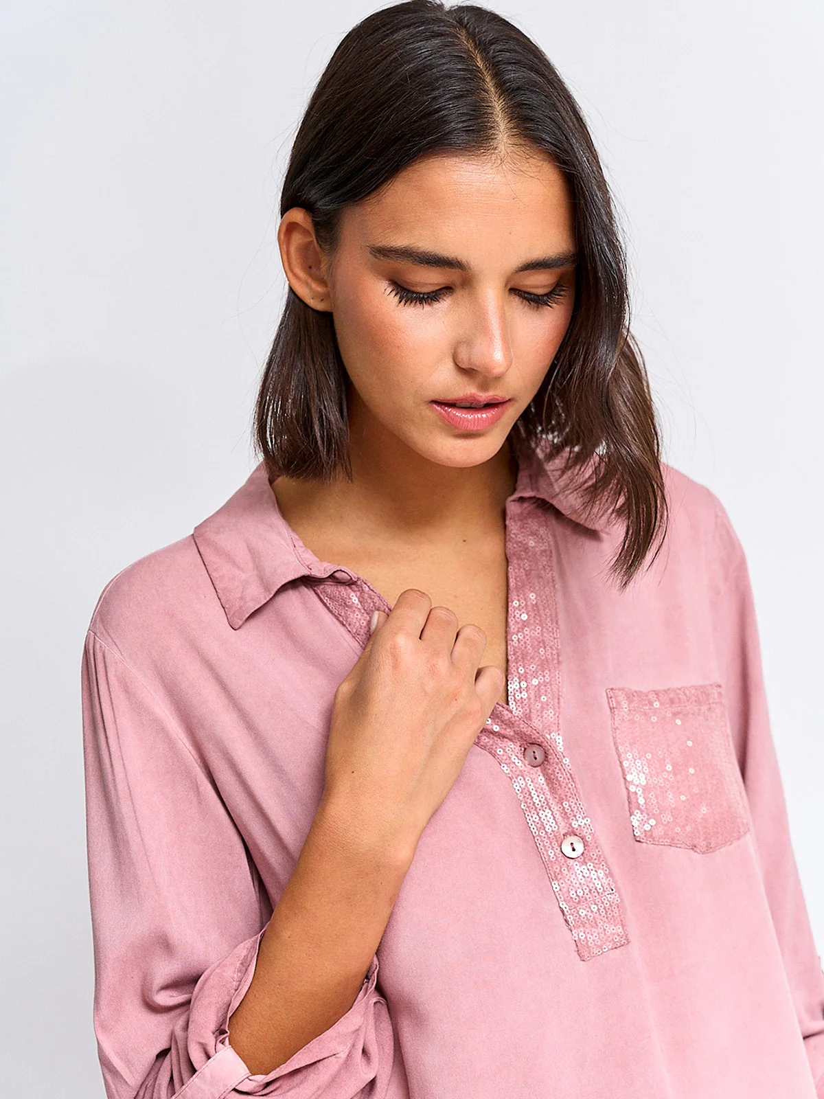 BLUSA MUJER TATIENNE CUELLO CAMISERO MANGA LARGA LENTEJUELAS - 3