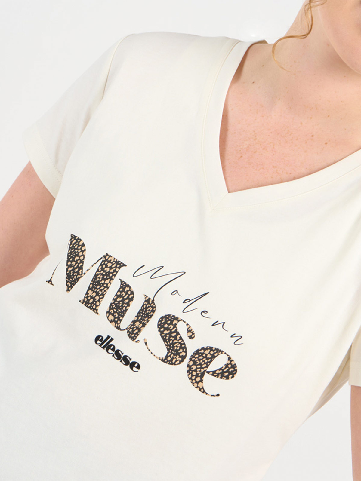 POLERA MUJER ELLESSE AMANDA CREMA - 3