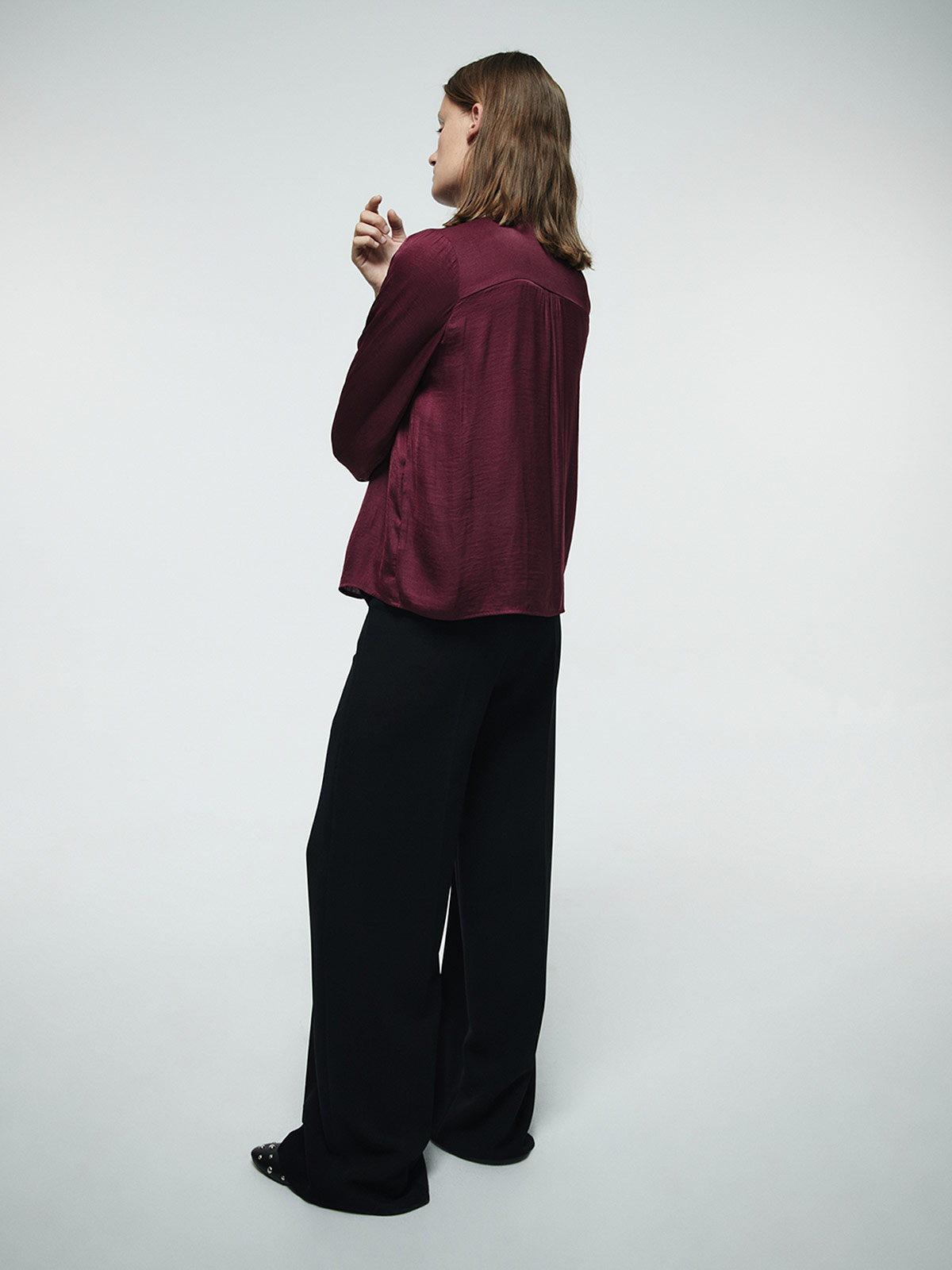 BLUSA MUJER SFERA MANGA LARGA VOLANTES - 2