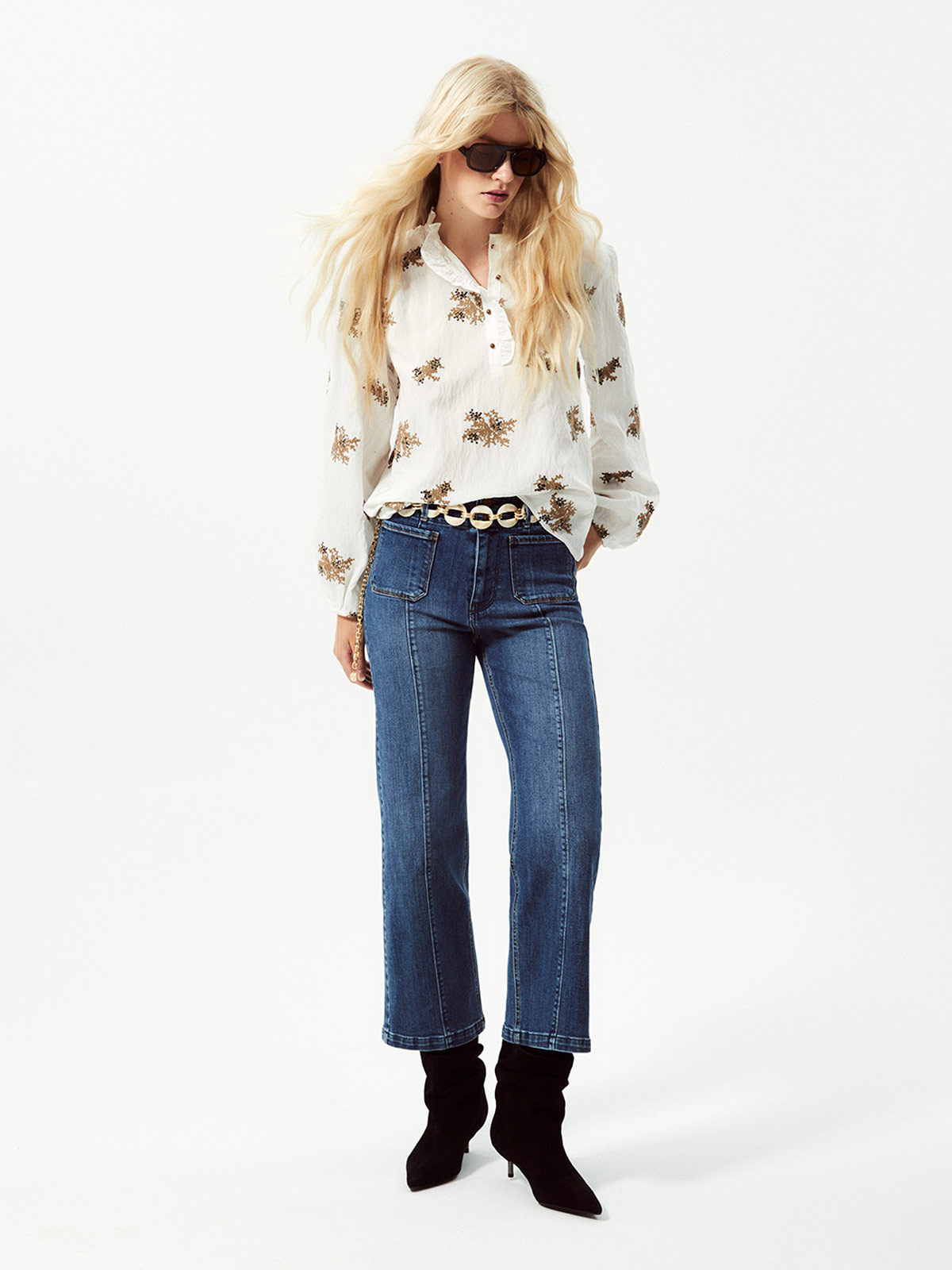 BLUSA MUJER SFERA MANGA LARGA FLORES BORDADAS - 1