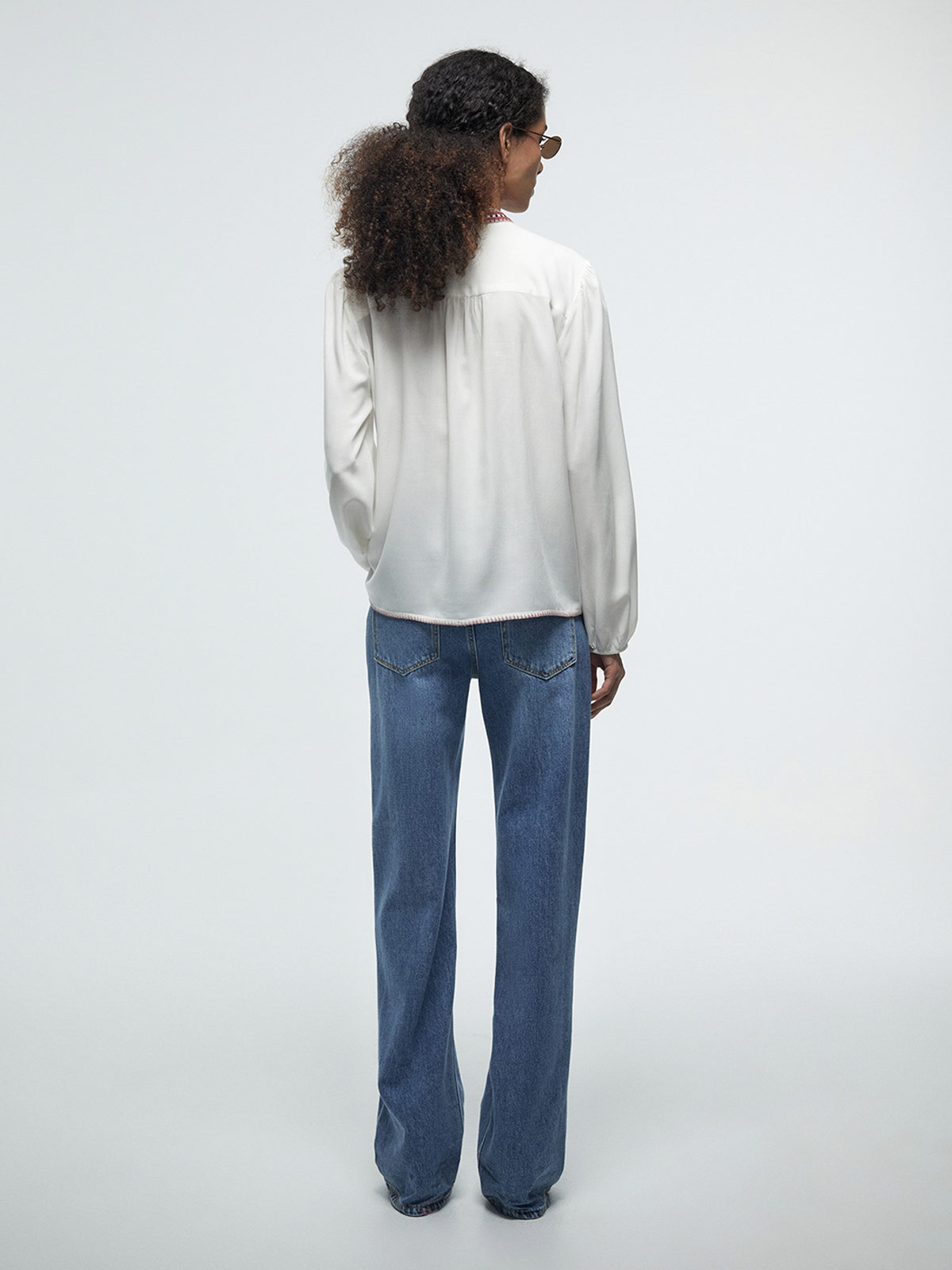 BLUSA MUJER SFERA MANGA LARGA BORDADO - 3