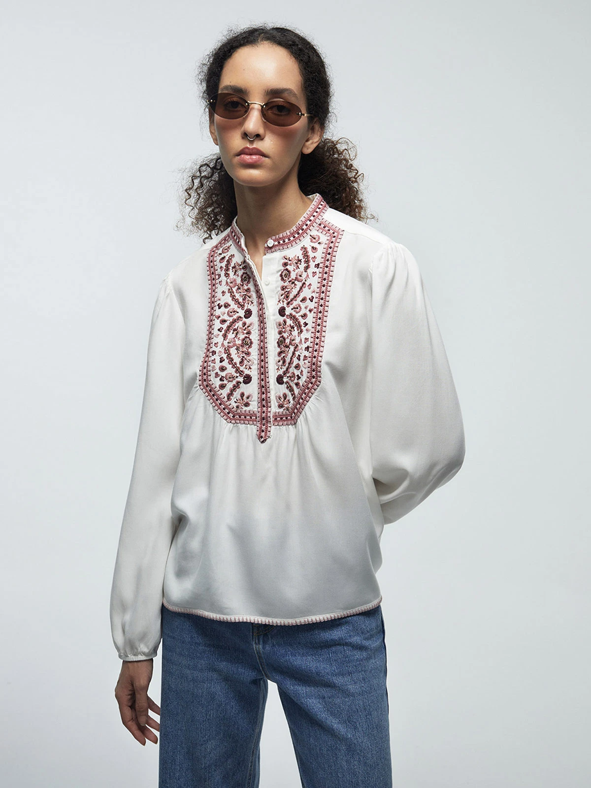 BLUSA MUJER SFERA MANGA LARGA BORDADO - 2