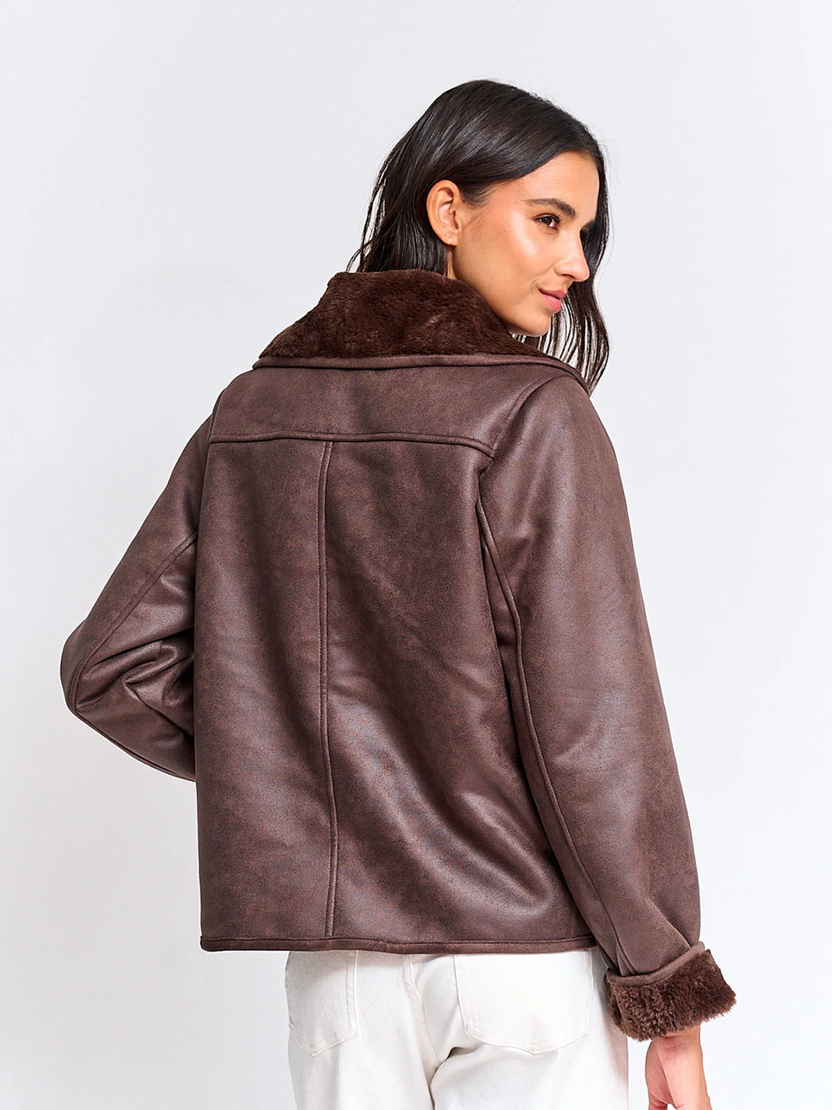 CHAQUETA MUJER TATIENNE CORTA EFECTO CUERO PELUDA - 2