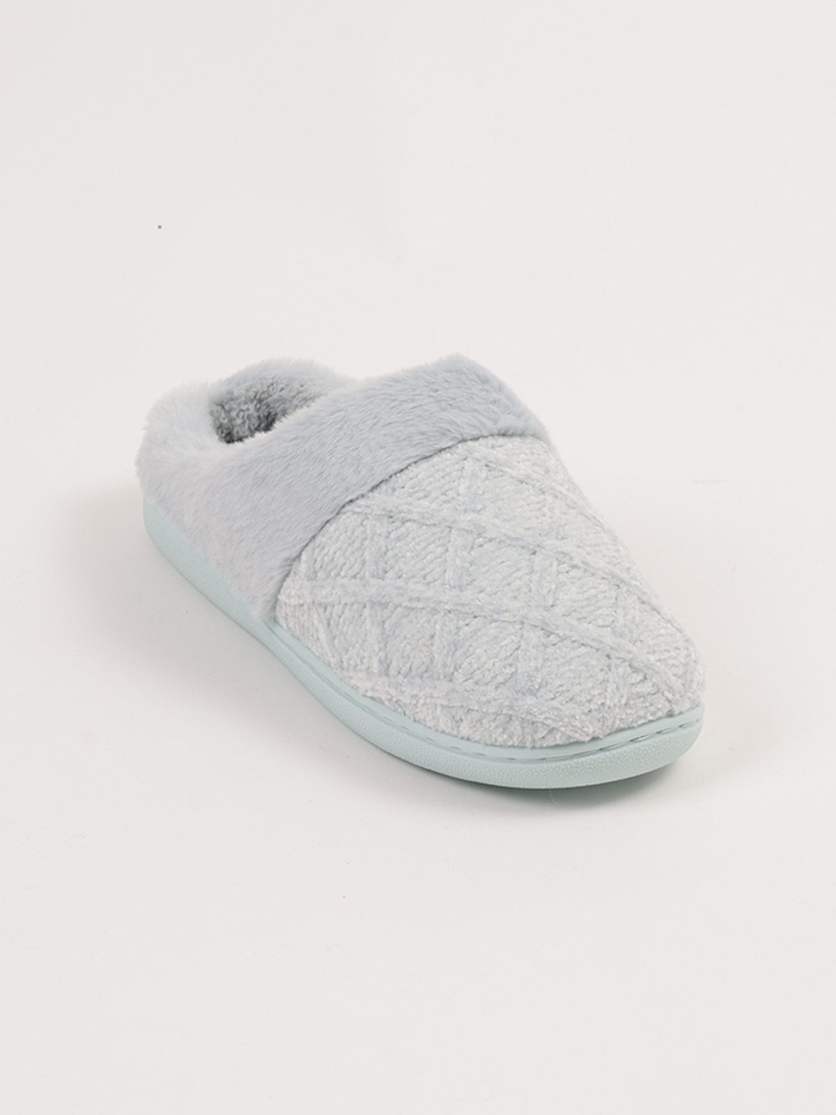 PANTUFLA AZIZ - 3