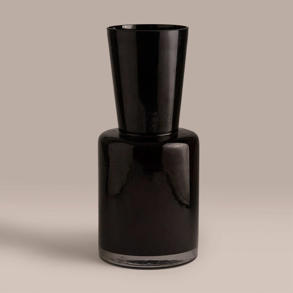FLORERO RIPLEY HOME VIDRIO NEGRO 41 CM - 2