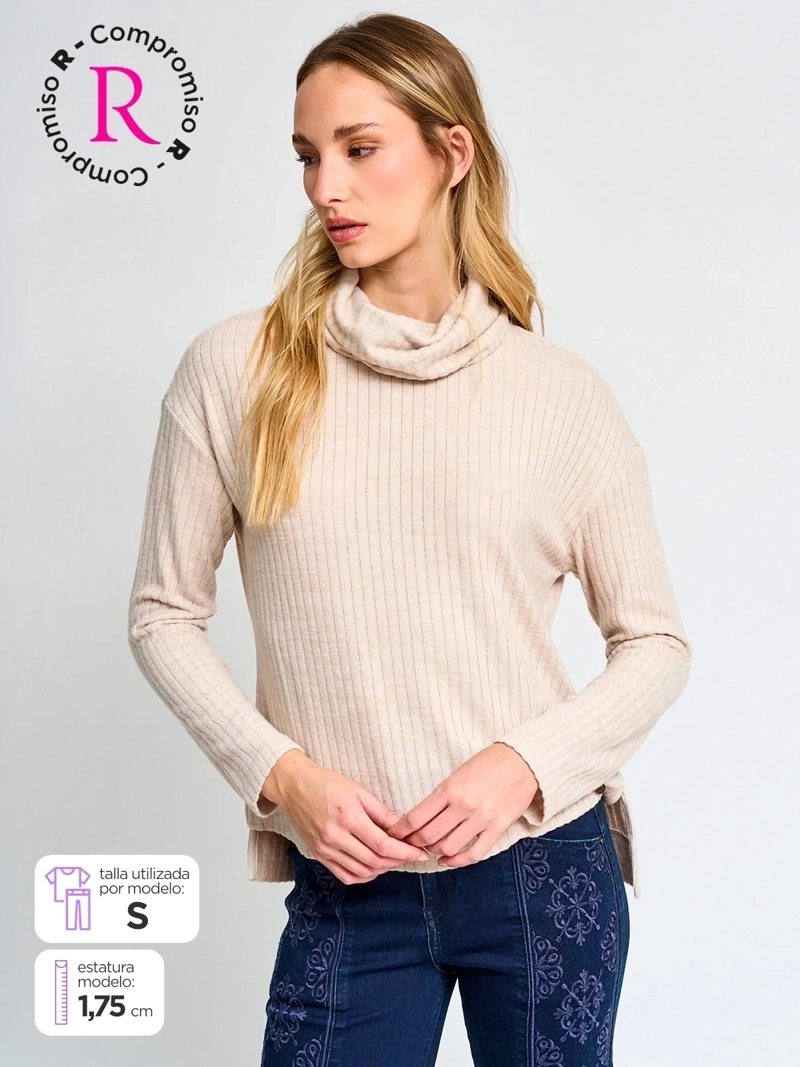 POLERA MUJER TATIENNE CUELLO BEATLE MANGA LARGA
