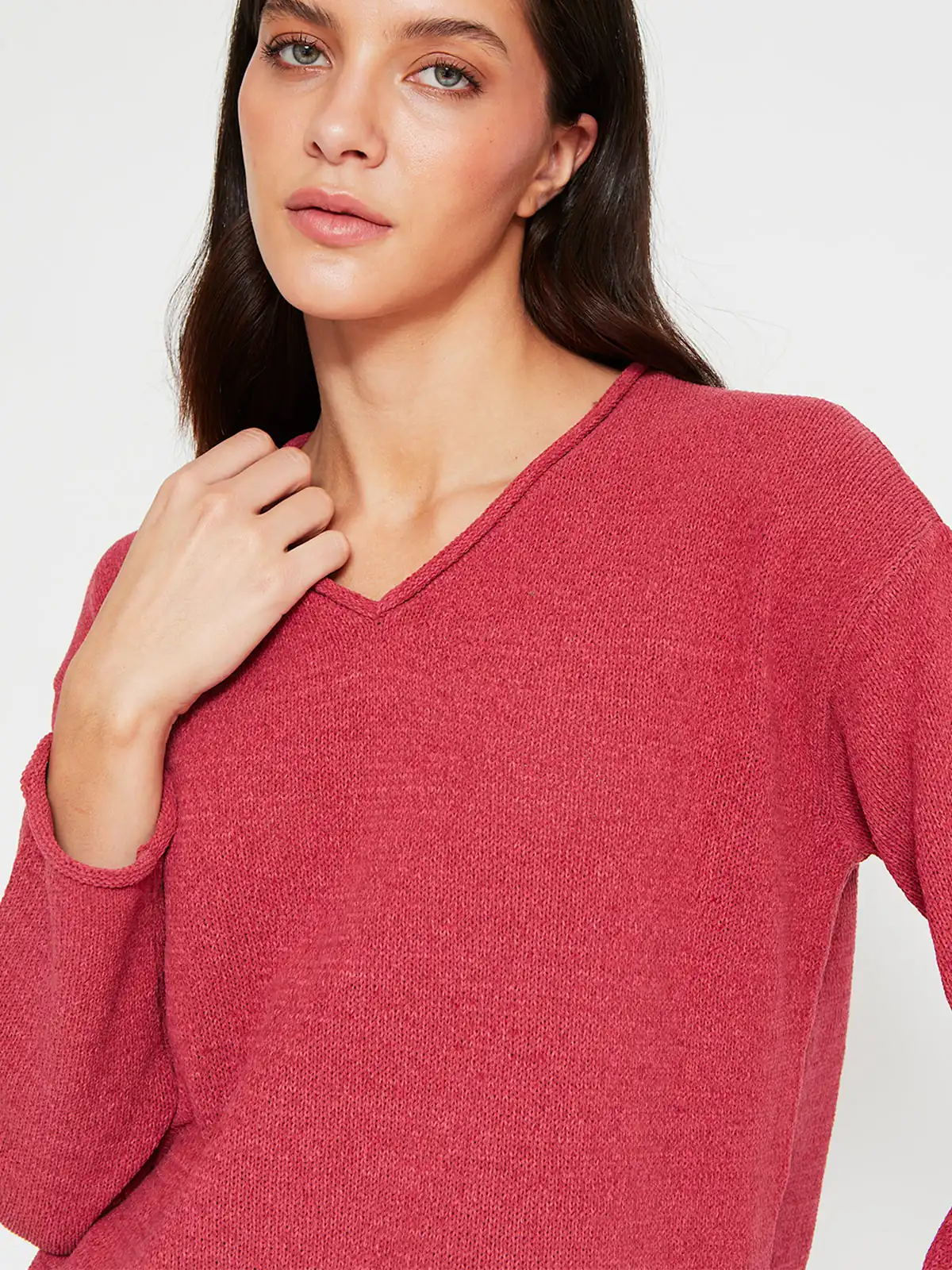 SWEATER MUJER AZIZ CUELLO EN V - 3