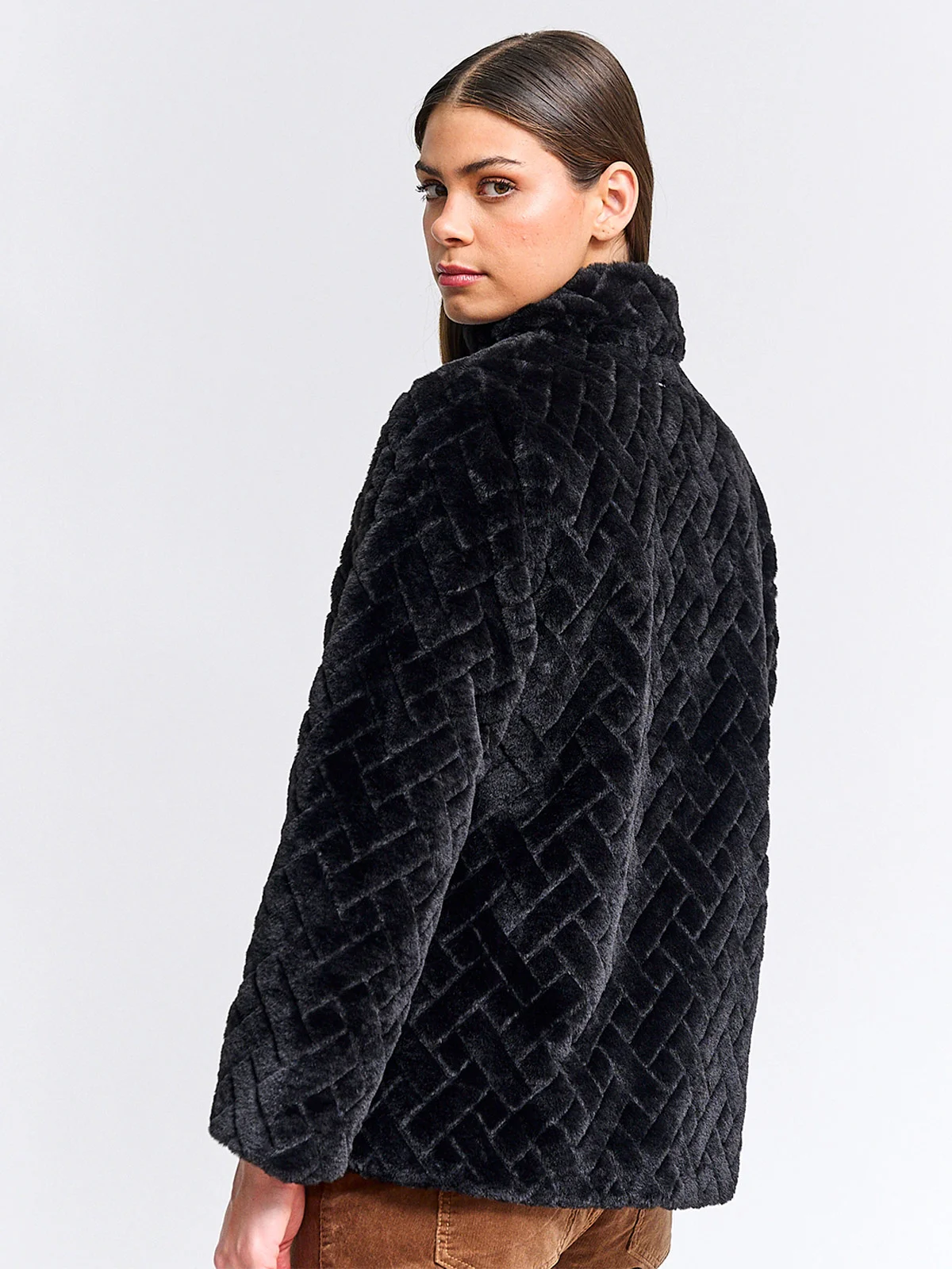 CHAQUETA MUJER CACHAREL CUELLO ALTO PELOS - 2