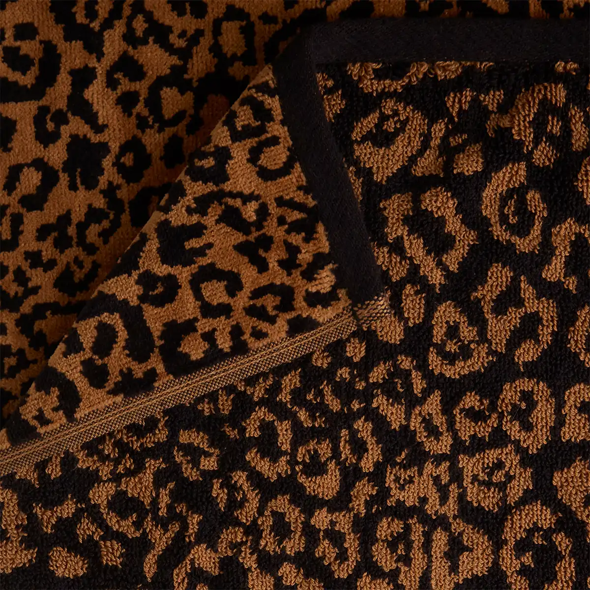 TOALLA DE BAÑO RIPLEY HOME ANIMAL PRINT CARAMELO - 2