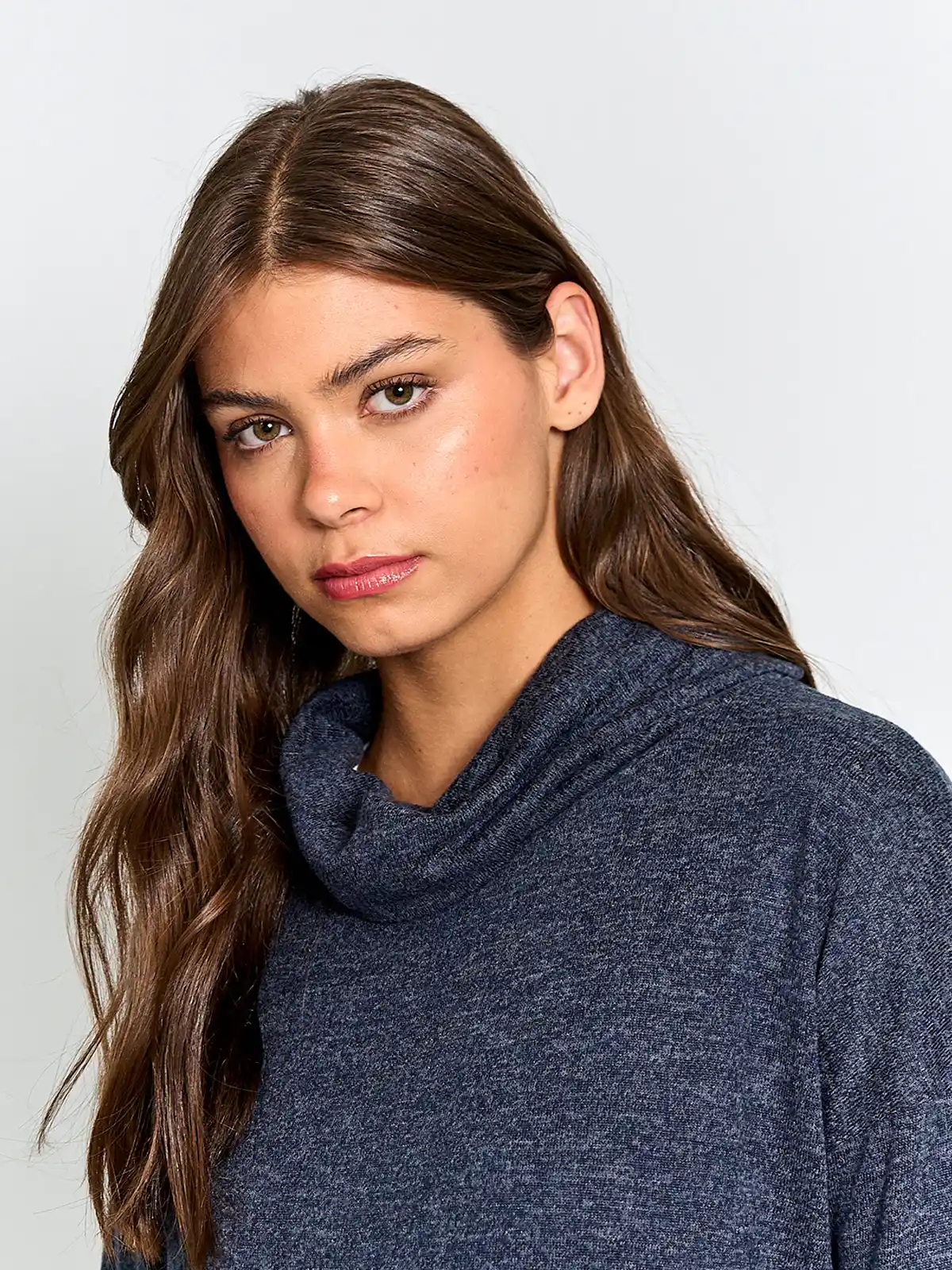 POLERA MUJER AZIZ MANGA LARGA BÁSICA - 3