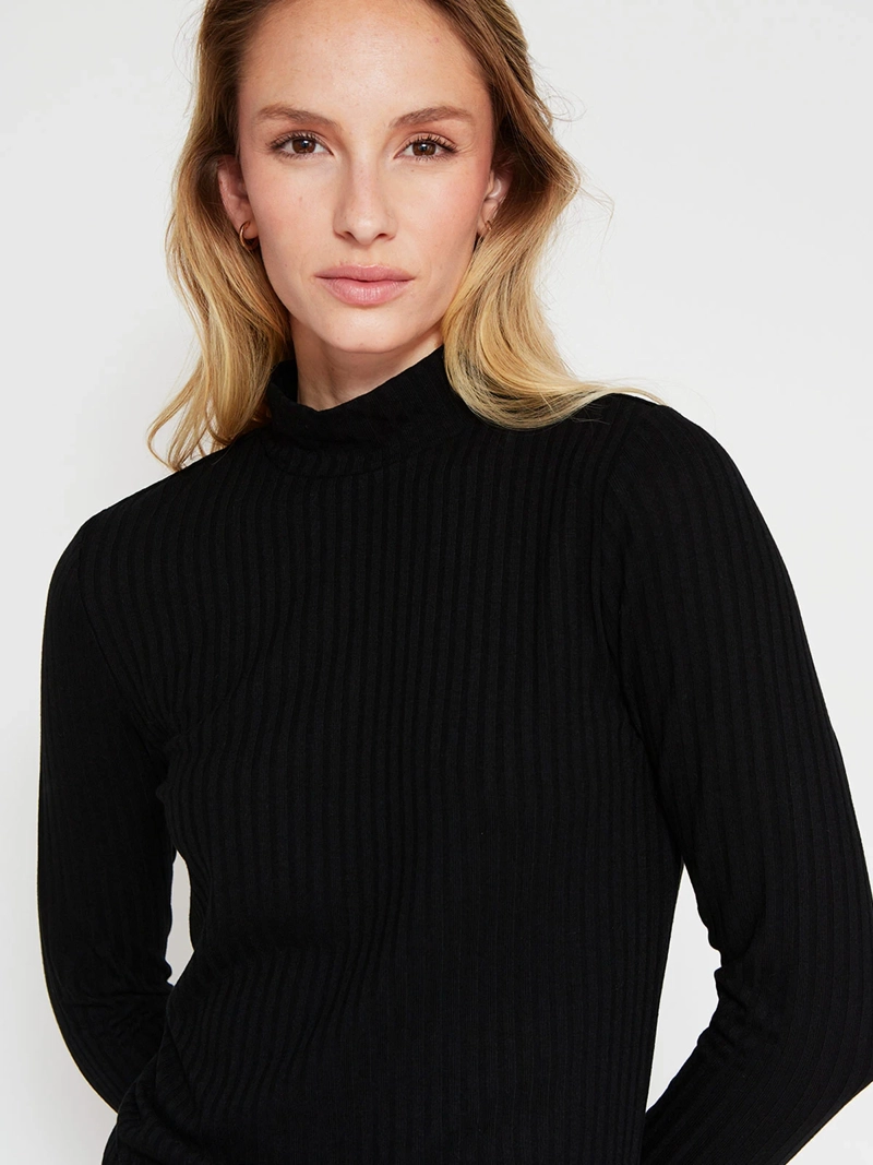 POLERA MUJER REGATTA CUELLO MOCK MANGA LARGA - 3