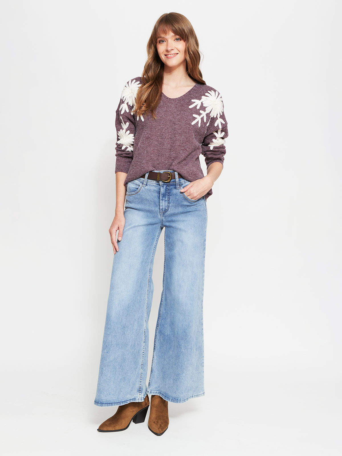SWEATER MUJER TATIENNE BORDADO FLORES - 4