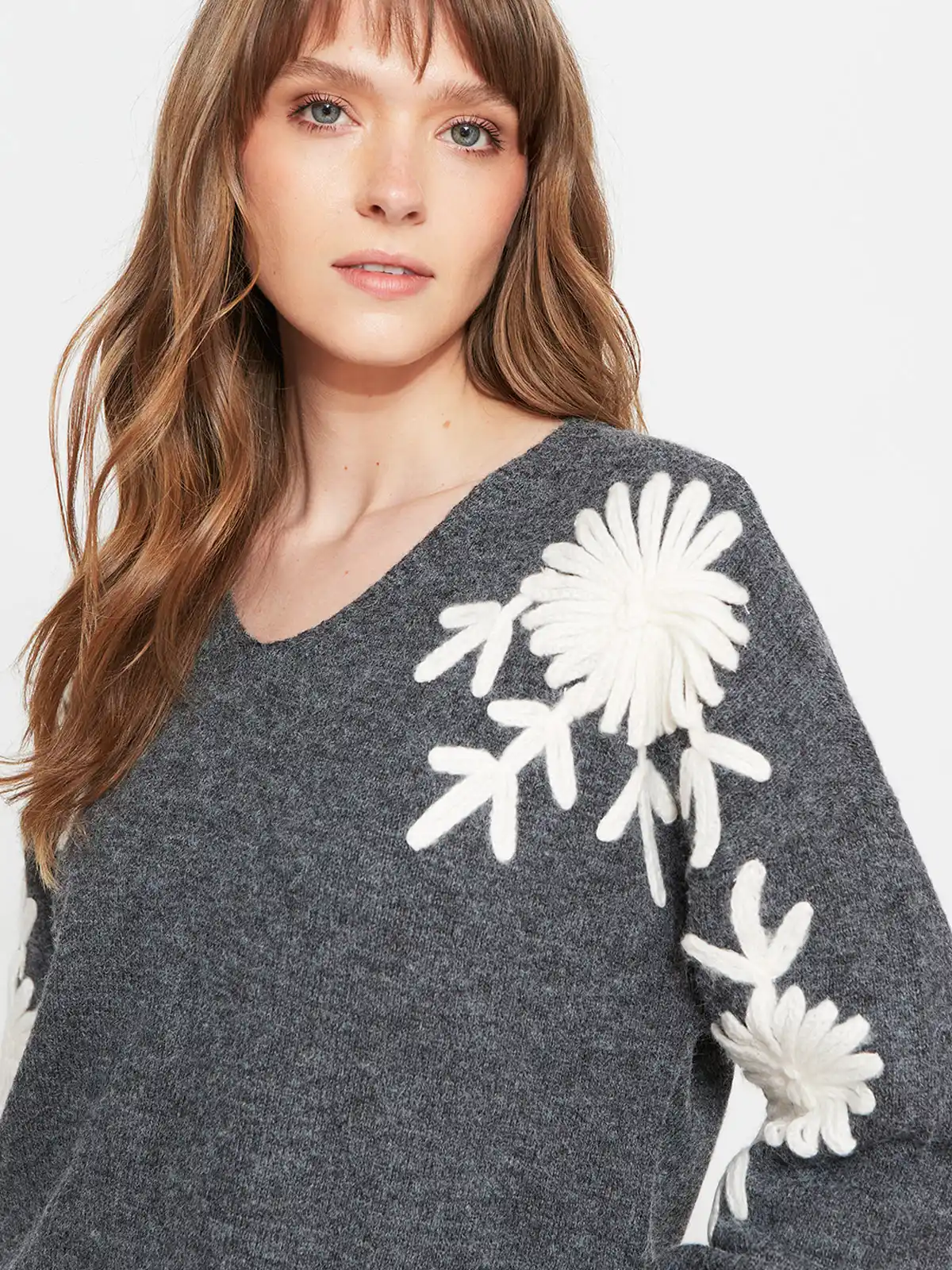SWEATER MUJER TATIENNE BORDADO FLORES - 3