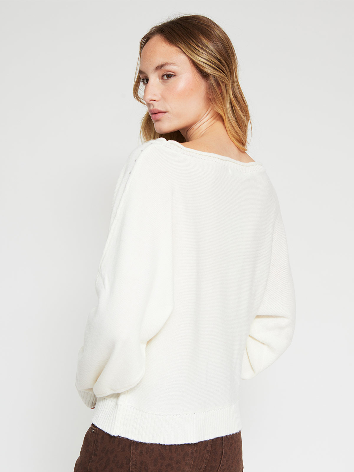 SWEATER MUJER INDEX MANGA LARGA TACHAS - 2