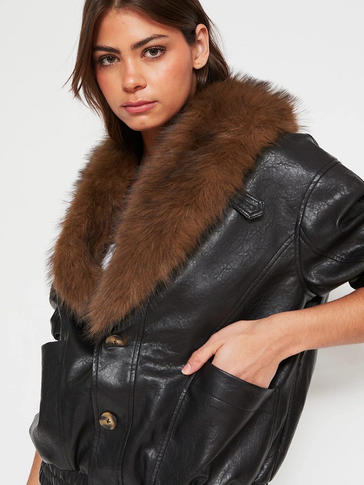 CHAQUETA MUJER INDEX CORTA EFECTO PIEL CUELLO - 3