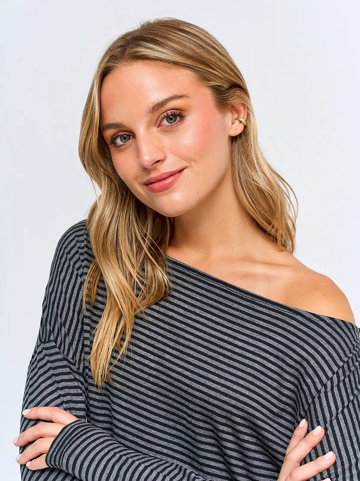 POLERA MUJER INDEX MANGA LARGA ASIMÉTRICA - 3