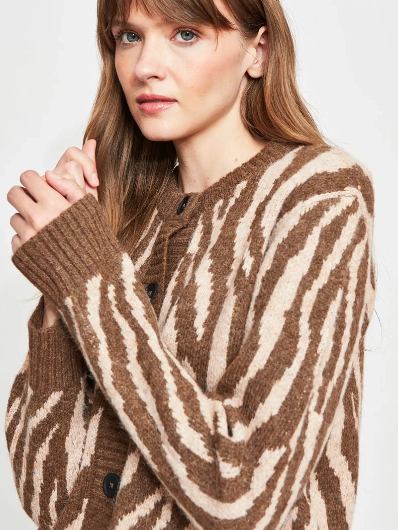 CARDIGAN MUJER TATIENNE ANIMAL PRINT - 3
