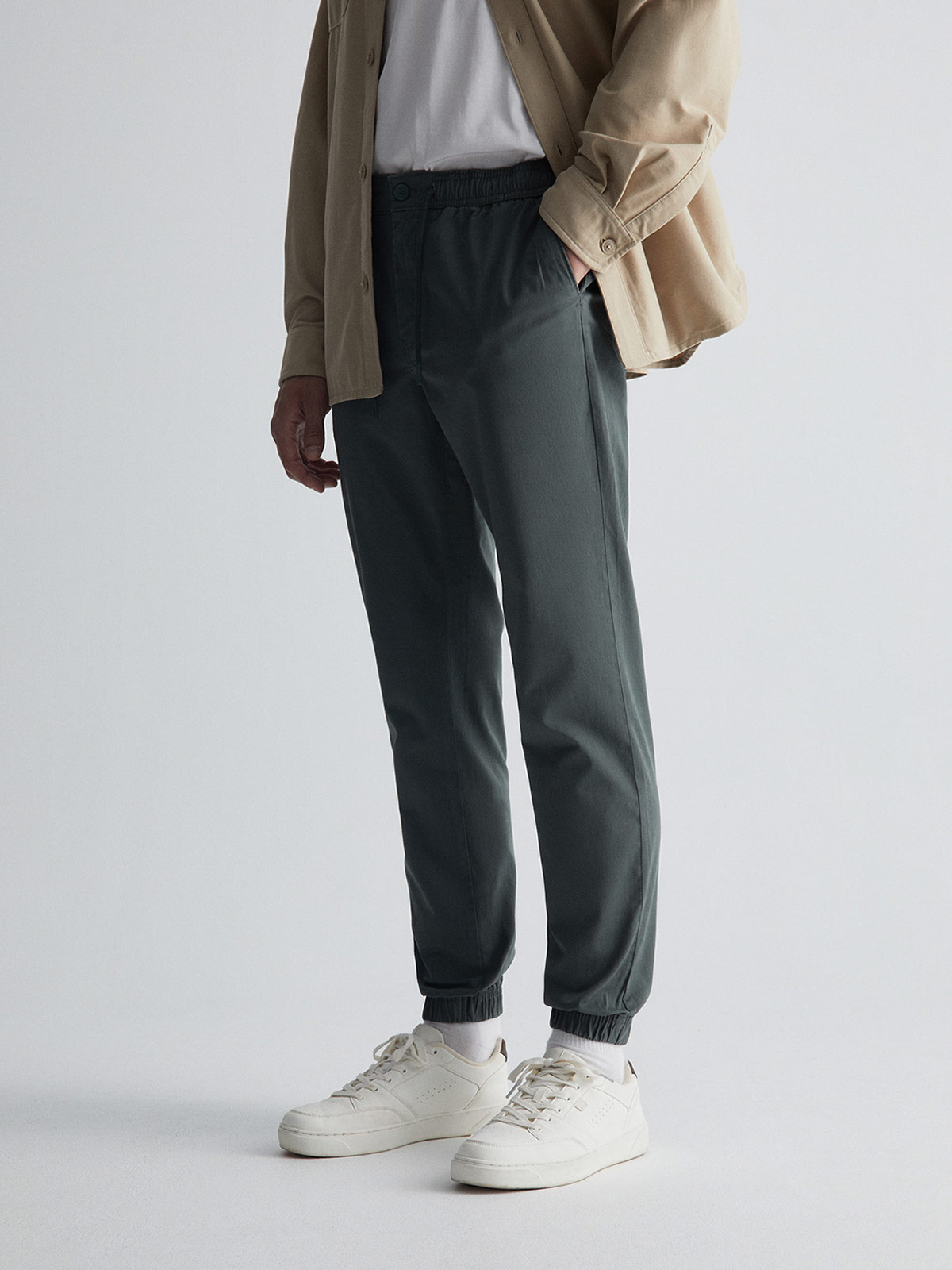 PANTALÓN HOMBRE SFERA JOGGER