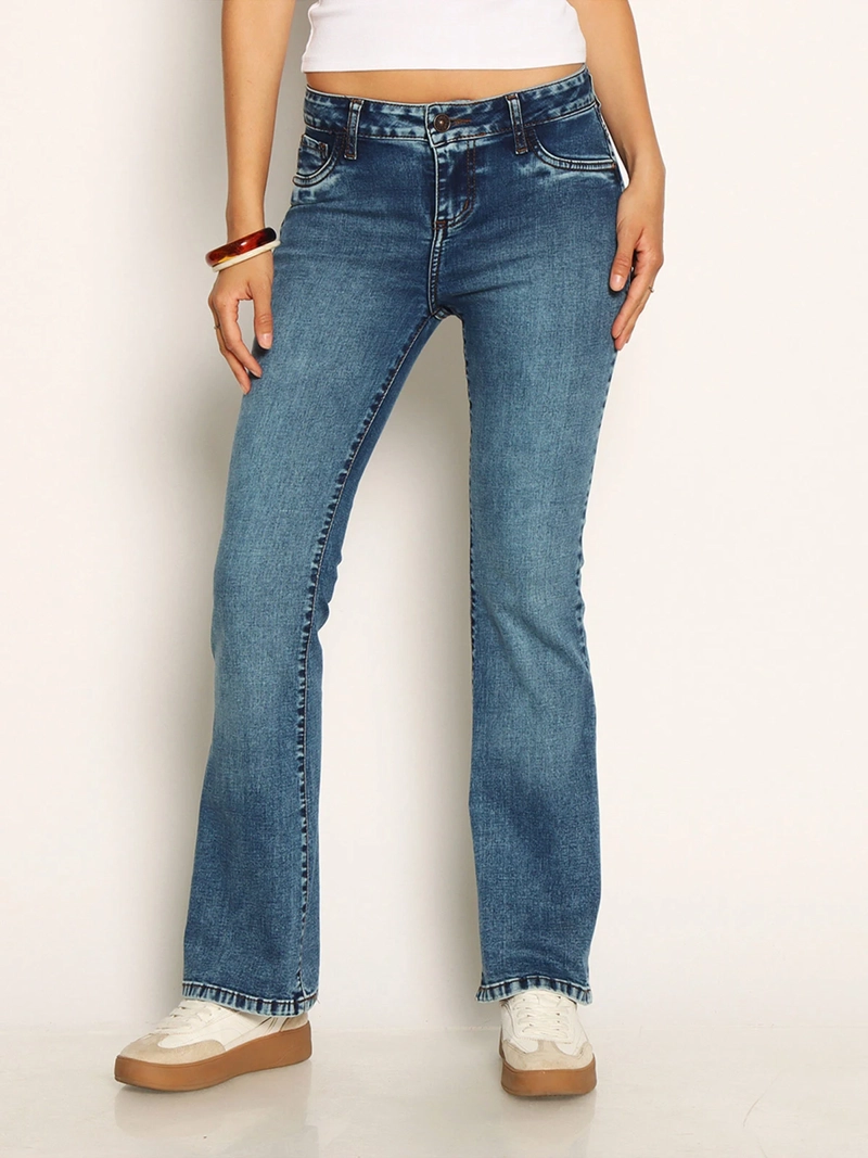 JEANS MUJER WADOS ALGODÓN TIRO BAJO FLARE - 2
