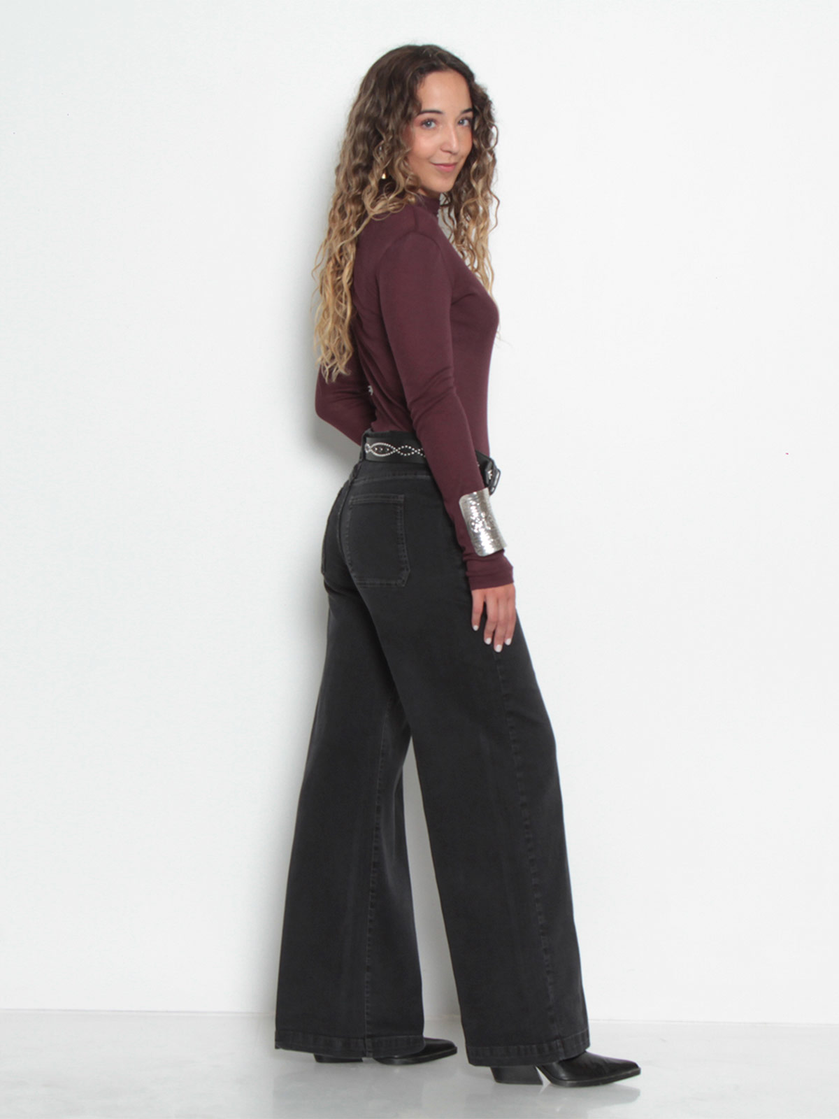 JEANS MUJER WADOS ALGODÓN WIDE CARGO TIRO MEDIO - 3