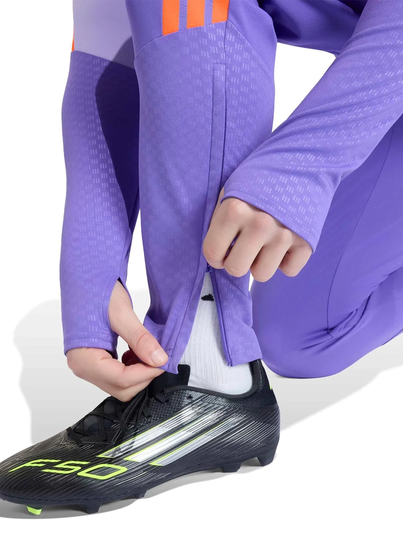 PANTALÓN DE BUZO FÚTBOL HOMBRE ADIDAS UNIVERSIDAD DE CHILE ENTRENAMIENTO TIRO26 MORADO - 4
