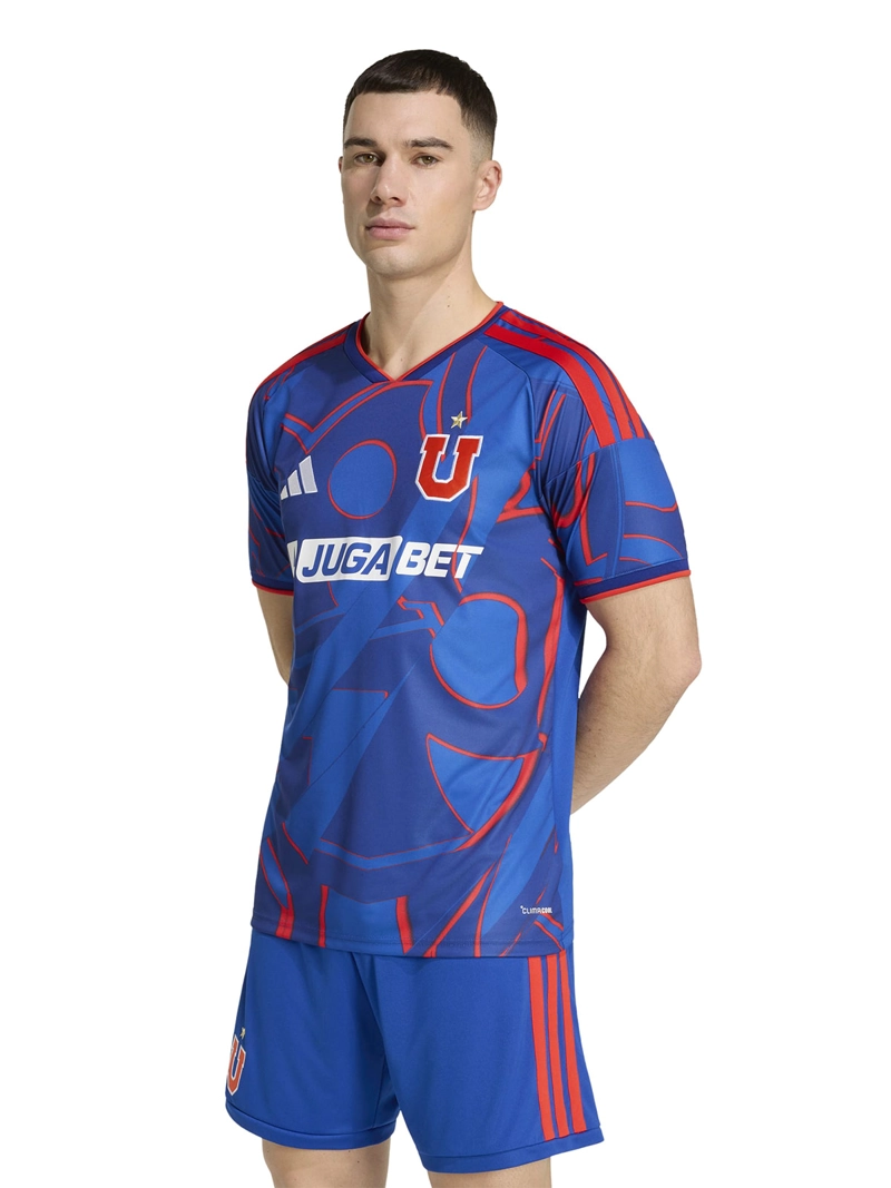 CAMISETA DE FÚTBOL HOMBRE ADIDAS UNIVERSIDAD DE CHILE 26 LOCAL AZUL