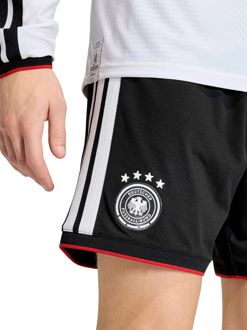SHORT HOMBRE ADIDAS PRIMERA EQUIPACIÓN ALEMANIA 26 - 3