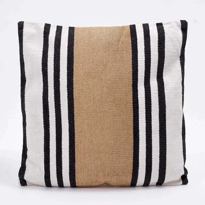 COJÍN RIPLEY HOME RAYAS CENTRO 50X50 CM CAMEL - 2