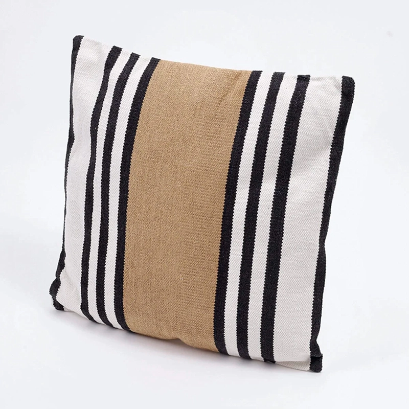 COJÍN RIPLEY HOME RAYAS CENTRO 50X50 CM CAMEL - 4