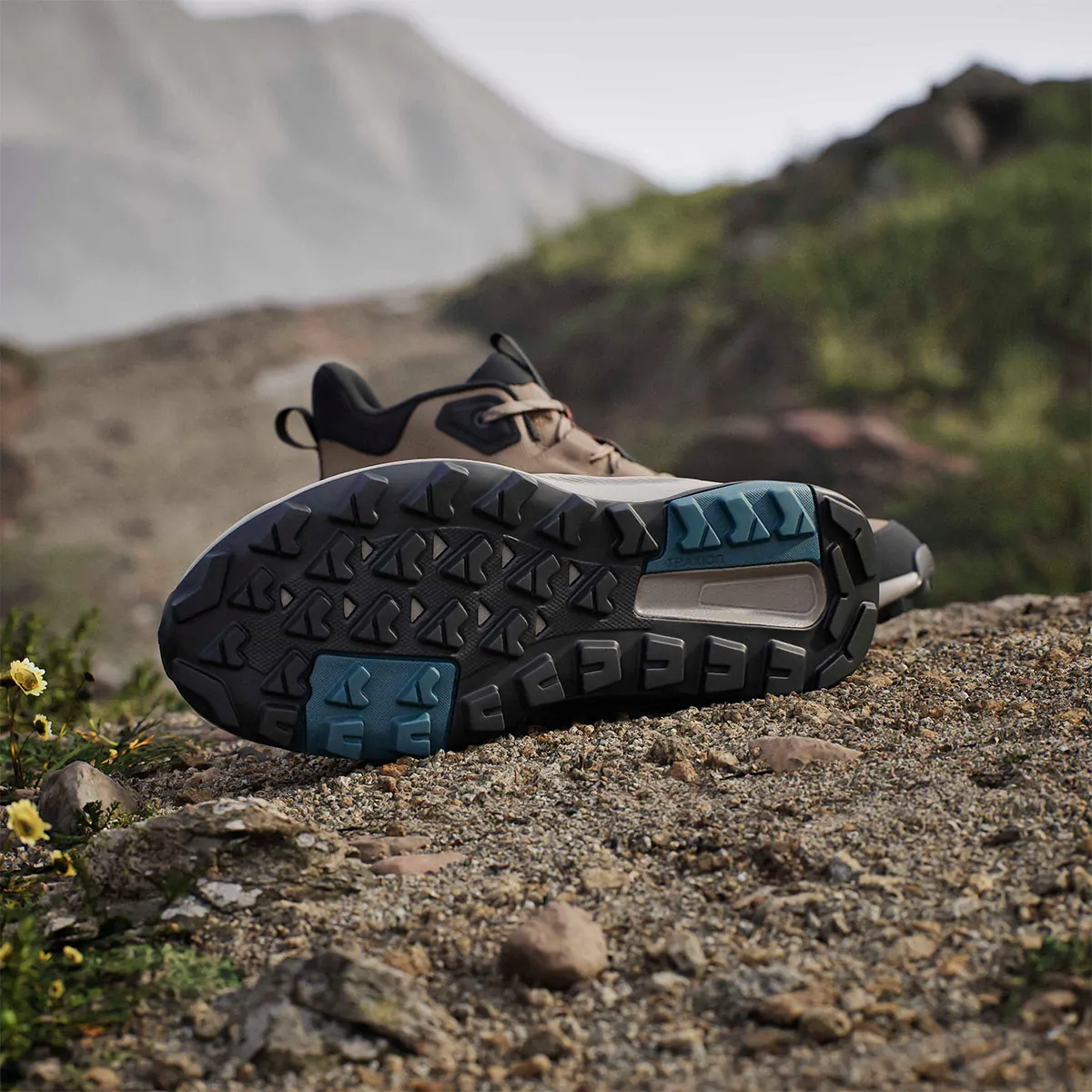 ZAPATILLAS HOMBRE ADIDAS TERREX TREKKING ANYLANDER MID - 9