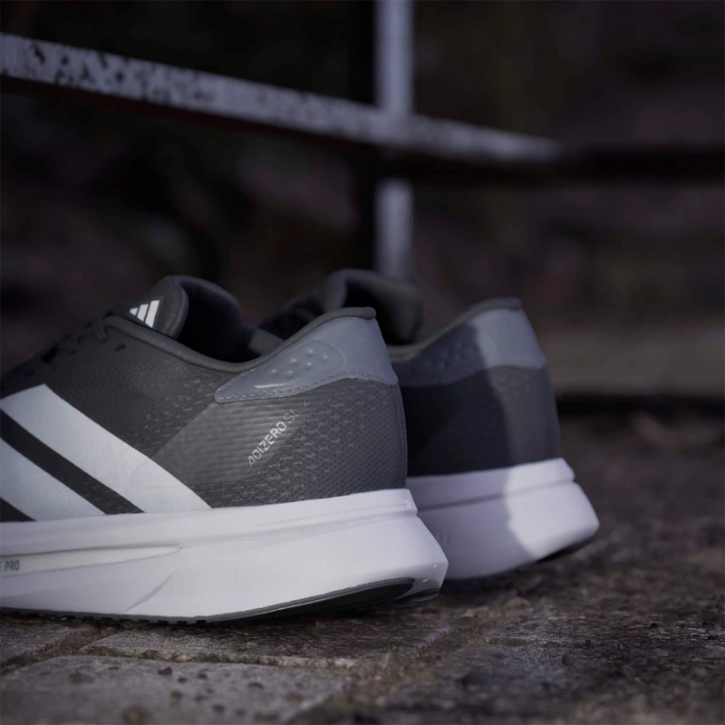 ZAPATILLAS MUJER ADIDAS RUNNING NEGRO ADIZERO SL2 - 11