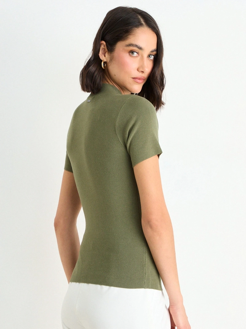 POLERA MUJER ASH CUELLO SUBIDO MANGA CORTA BOTONES - 4