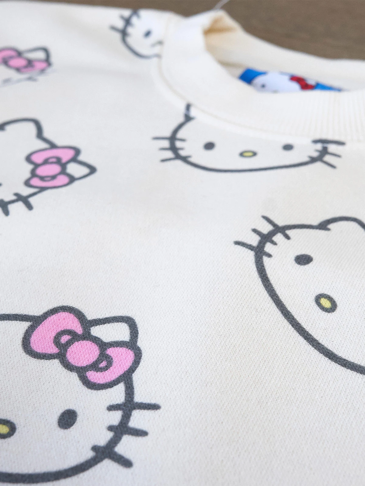 POLERÓN NIÑA HELLO KITTY - 3