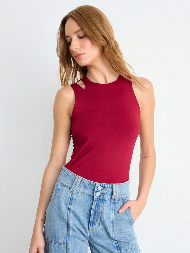 POLERA MUJER IO CUT OUT BÁSICA - 3