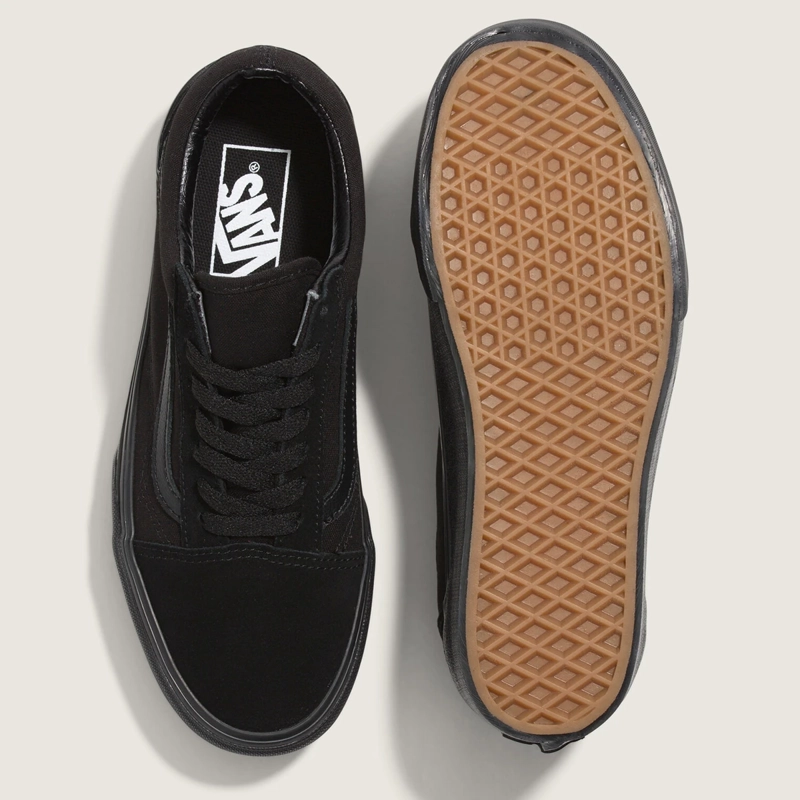 ZAPATILLAS MUJER VANS URBANAS NEGRO UA OLD SKOOL STACKFORM - 4