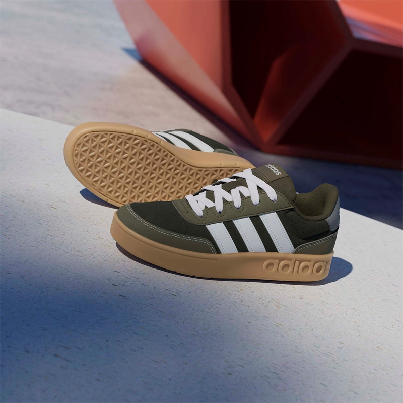 ZAPATILLAS NIÑO ADIDAS CASUALES OLIVA BREAKBASE J - 12