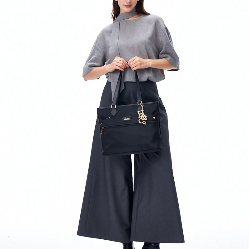 CARTERA TOTE H&CO. 8153 STEPHANIE  - 7