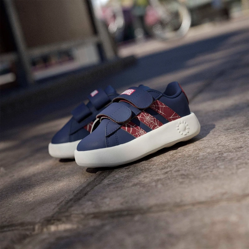 ZAPATILLAS NIÑO ADIDAS CASUALES AZUL GRAND COURT SPIDER-MAN CF I - 11