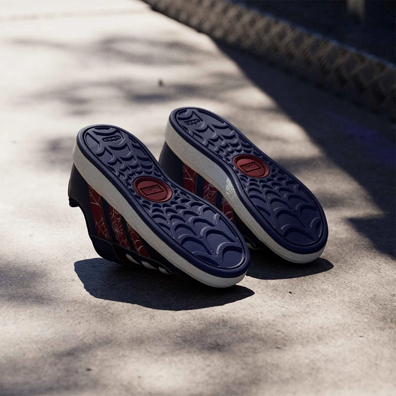 ZAPATILLAS NIÑO ADIDAS CASUALES AZUL GRAND COURT SPIDER-MAN EL K - 14