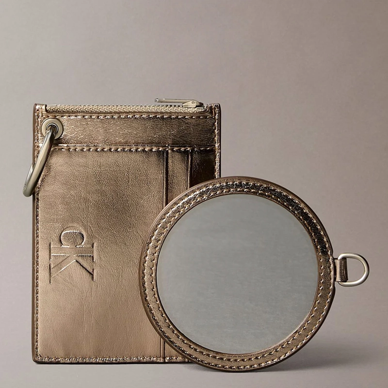 BILLETERA CALVIN KLEIN 4F1107G960 DORADO - 1