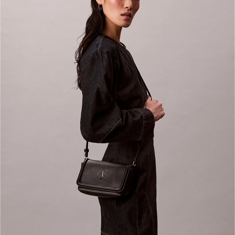 CARTERA CALVIN KLEIN 4F1027G001 NEGRO - 2