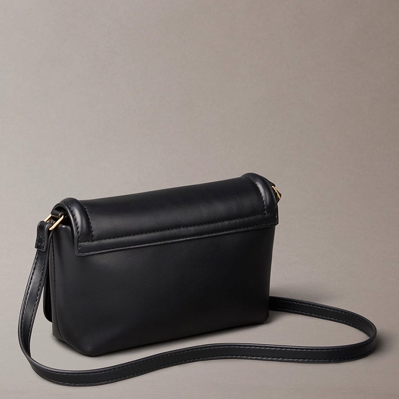 CARTERA CALVIN KLEIN 4F1027G001 NEGRO - 3