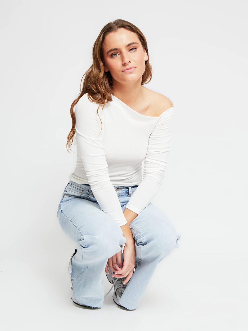 POLERA MUJER INDEX ALGODÓN MANGA LARGA ASIMÉTRICA - 5