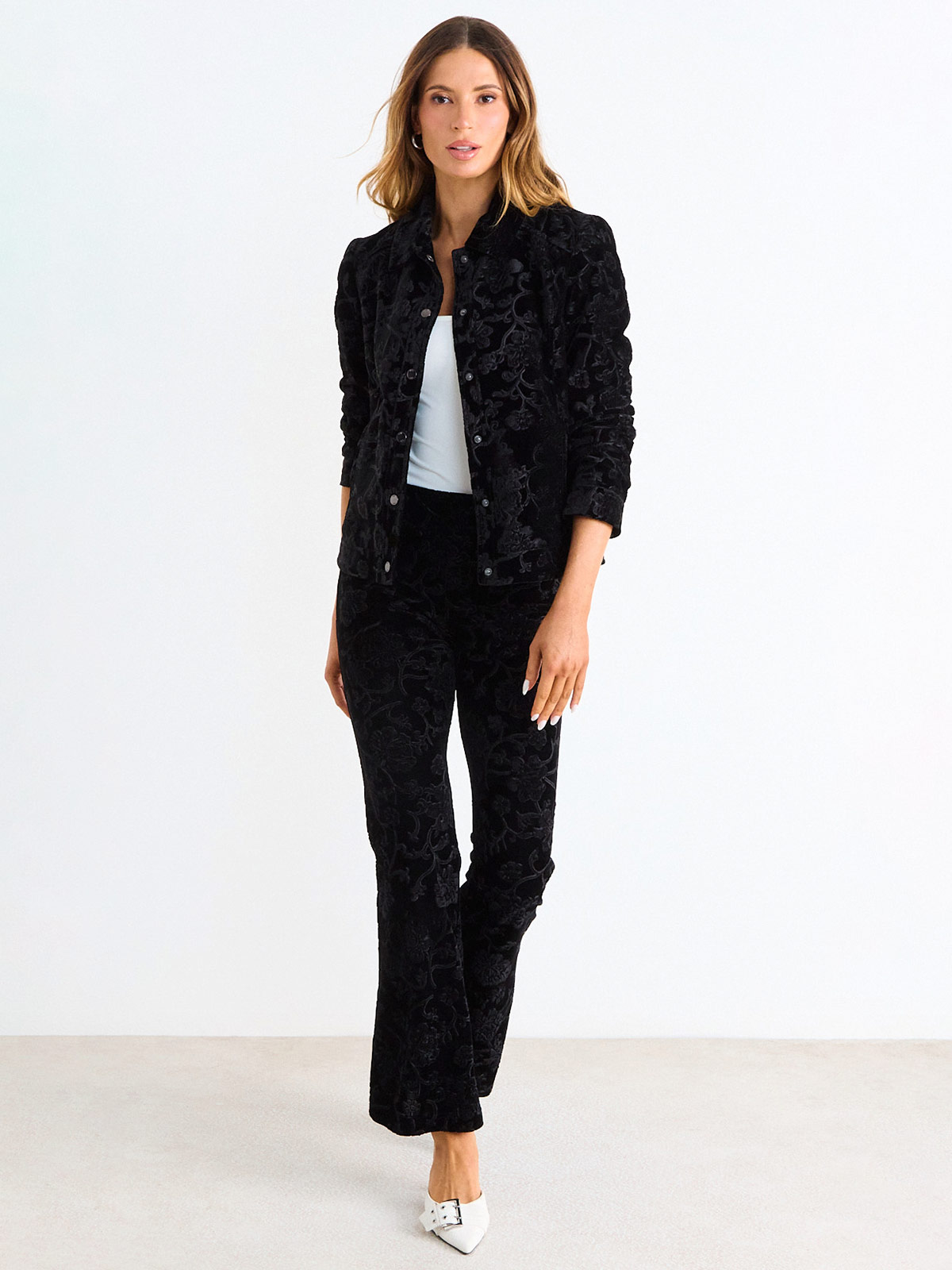 CHAQUETA MUJER ASH MANGA LARGA DISEÑO FLORAL - 1